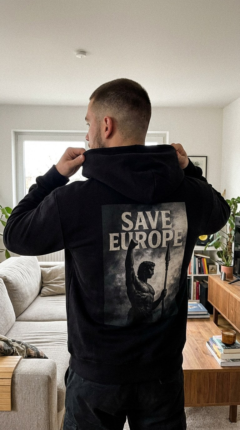 Save Europe Hoodie Schwarz von hinten getragen